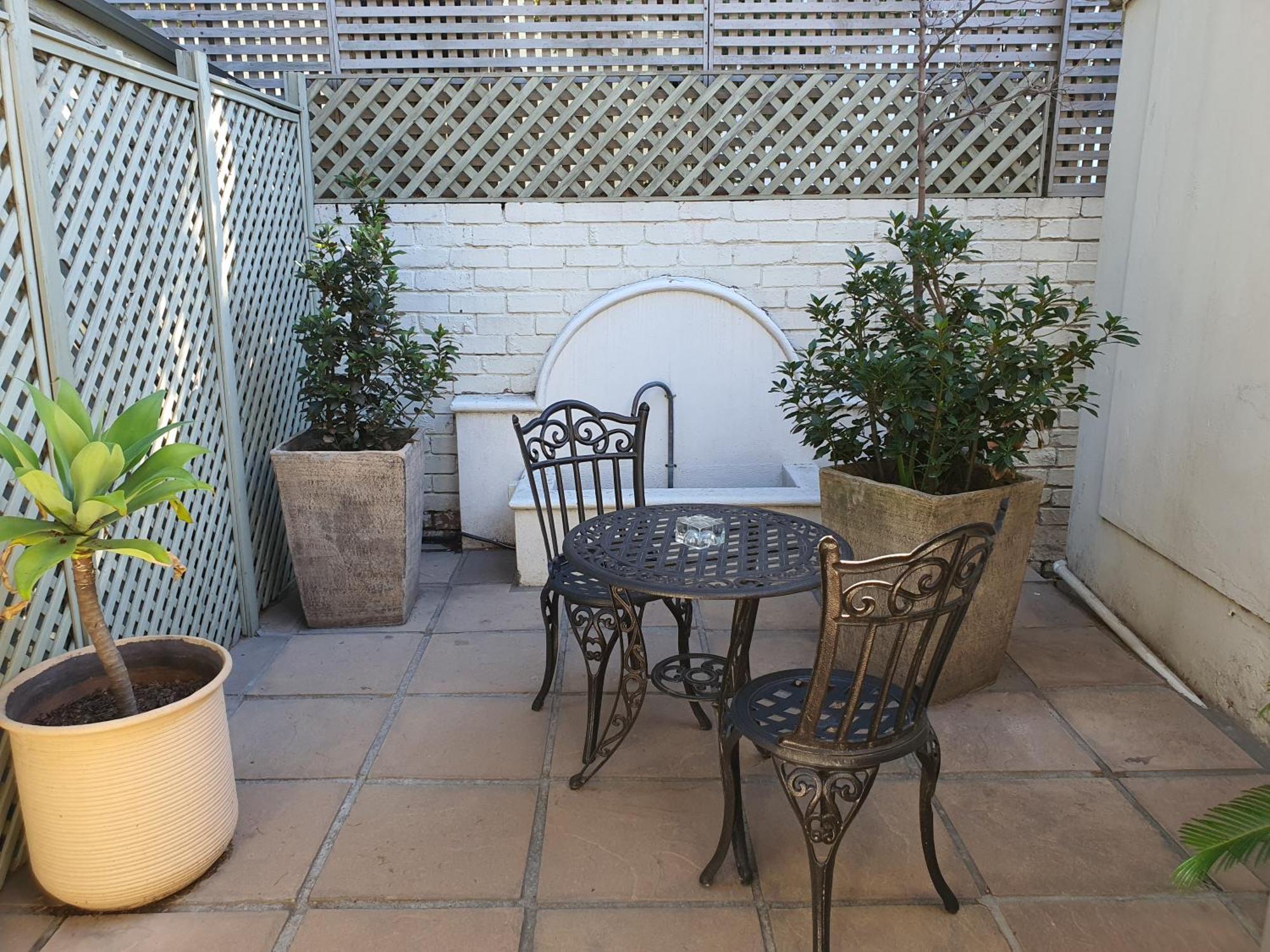 Guest house Wild Olive &